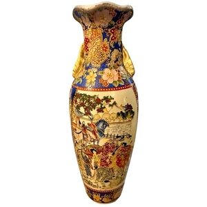 Vintage Satsuma Japan Porcelain Vase Imperial Courtiers Riding Horses Moriage 8"